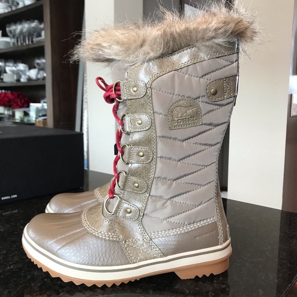New Sorel Tofino II Boot, Khaki Waterproof Winter Boots, Gold Faux Fur Glam Boot - Picture 11 of 16